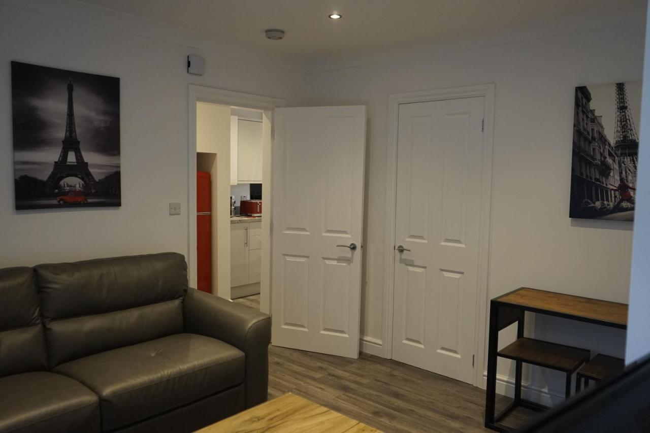 Palm House Apartment Widnes Exterior foto