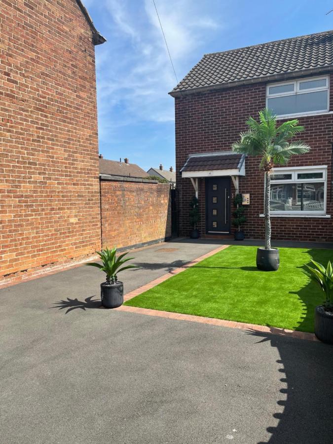 Palm House Apartment Widnes Exterior foto
